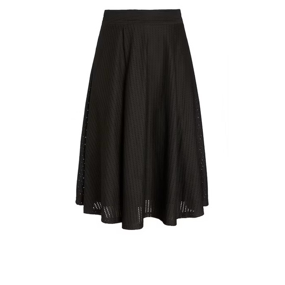 City Chic So Smitten Mesh Overlay Skirt - Picture 2 of 10